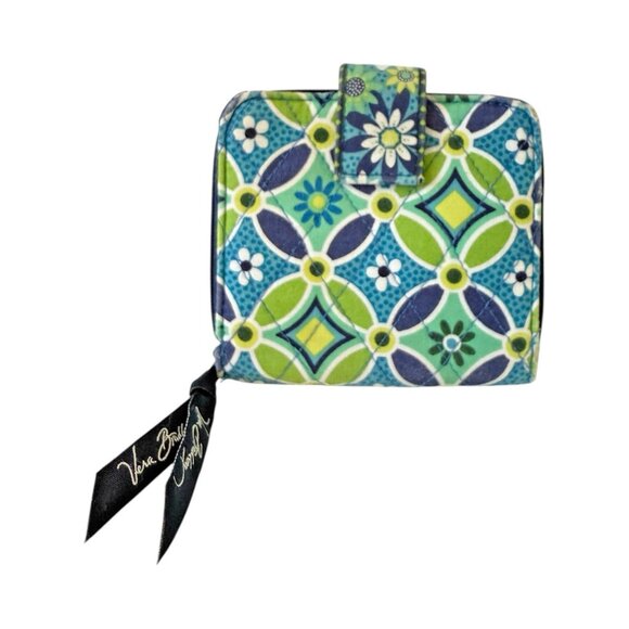 Vera Bradley Wallet "Daisey Daisey" Pattern Navy Blue Green Teal Quilted Fabric - Picture 1 of 7